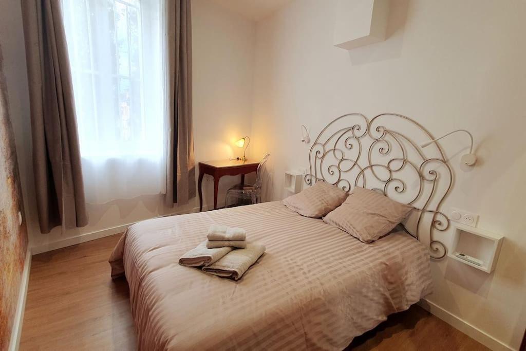 Classe 4 Etoiles - Cybele - Centre Ville 2 Chambres, Cour Privative Et Garage เวียน ภายนอก รูปภาพ