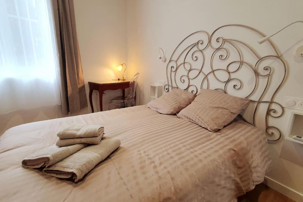 Classe 4 Etoiles - Cybele - Centre Ville 2 Chambres, Cour Privative Et Garage เวียน ภายนอก รูปภาพ