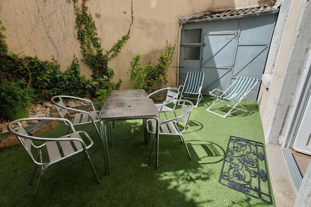 Classe 4 Etoiles - Cybele - Centre Ville 2 Chambres, Cour Privative Et Garage เวียน ภายนอก รูปภาพ